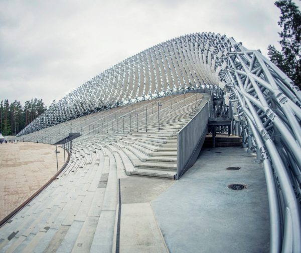 Dalāmies ar iespaidiem no jaunās Mežaparka Lielās estrādes